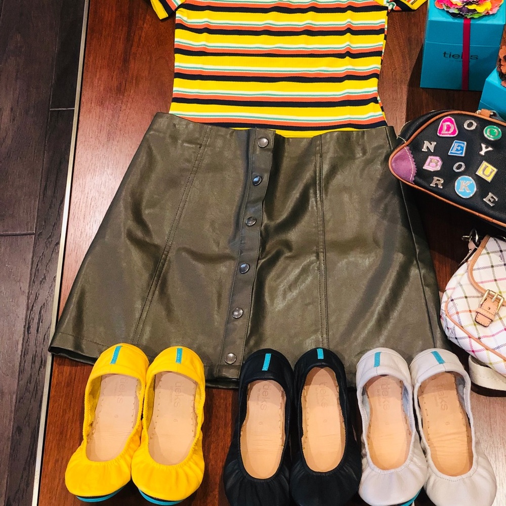 Vegan Leather Olive Skirt